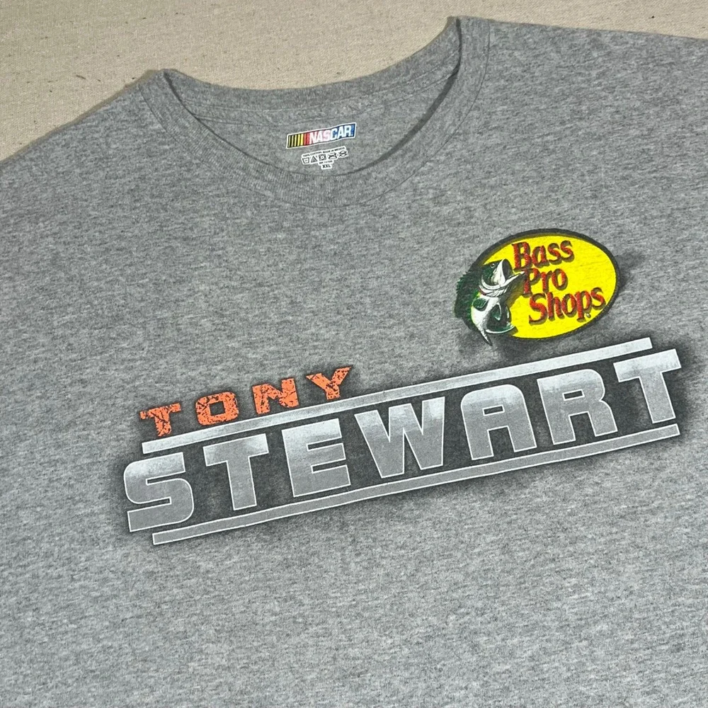 Tony Stewart NASCAR Bass Pro Shops‎ Racing Graphic T-Shirt XXL *FLAW